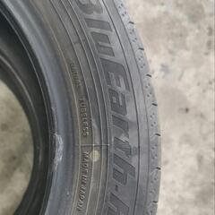 ヨコハマ　ブルーアースＲＶ　195/60R16　の画像