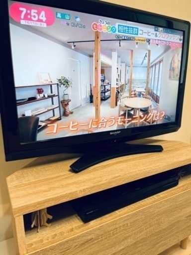 液晶テレビ、ブルーレイレコーダー