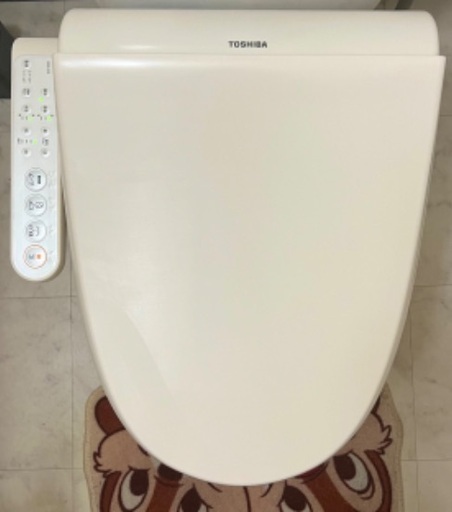 温水洗浄便座 Toshiba Washlet in good condition