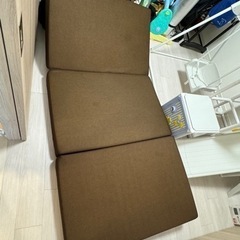 三つ折りマットレスの画像