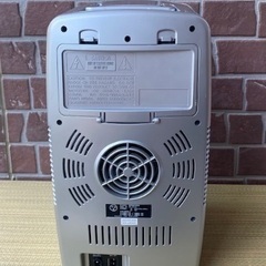 ◎お値下げしました‼️ 【断捨離中】 早い者勝ち‼️ ANAセレクション 2電源式 電子冷温庫 冷蔵庫 MR-109 動作品 ＡＣ電源コード・取説・紙箱付の画像