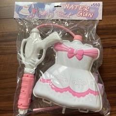 3coins リュック型水鉄砲　ドレス