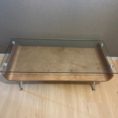 ガラステーブル