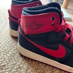 スニーカーの画像