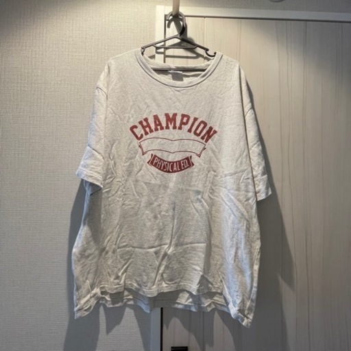 Champion 直営店限定モデル　メンズLサイズカットソー