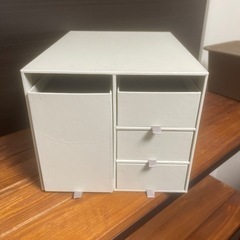 カラーボックス