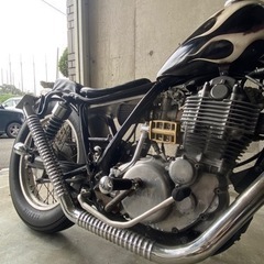 SR400 チョッパー　ボバー　カスタム　車検ありの画像