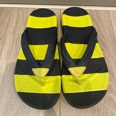 crocsメンズサンダル