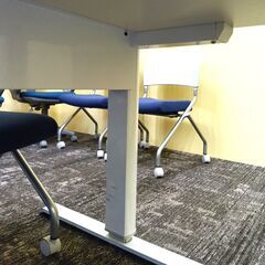 昇降テーブル　会議机　商談机　ダイニングテーブル　オフィス家具の画像