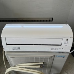 ①ダイキン 2023年製 ルームエアコン 14畳 室内機 F403ATEP-W 室外機R403AEP リモコン付き DAIKIN エアコンの画像