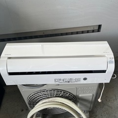 HITACHI 日立 2021年 2.2kw 6畳用  冷暖房ルームエアコン RAS-AJ22L(W)  白くまくん リモコン付きの画像