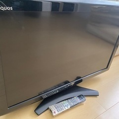 【商談中】32インチ　　リモコン付き