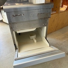 【無料 0円 あげます】パナソニック 全自動製氷機 業務用 製氷機 キューブアイス アンダーカウンター 100V SIM-S2500の画像