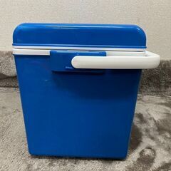 キャプテンスタッグ クーラーボックスの画像