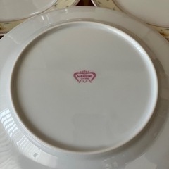 新品・未使用品☆ナルミ チャイナ☆大皿5枚組の画像