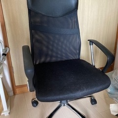 オフィスチェア　椅子の画像
