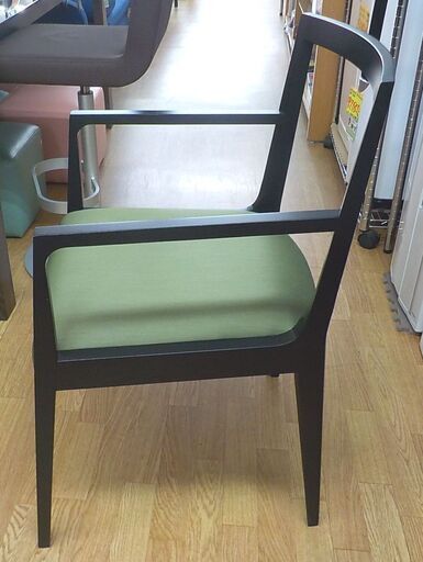 お値下げ！ カッシーナ イクスシー East by Eastwest ジャスミン アームチェア 高79㎝ ブラック×グリーン cassina ixc. 西岡店