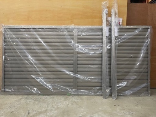 LIXIL アルミフェンス T-10 YL3型 シャイングレー ルーバーフェンス フリーポールタイプ 保管品 あまり品