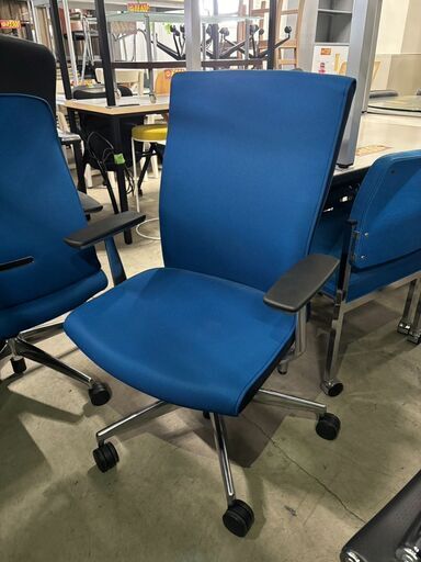 KOKUYO　プント　肘付ハイバックチェア　CRS-G2402F6