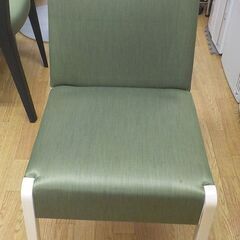 カッシーナ イクスシー East by Eastwest ダイニングチェア 高78.5㎝ グリーン cassina ixc. 西岡店の画像