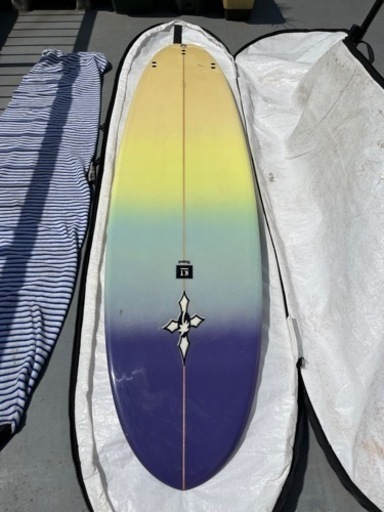 サーフボード　ミッドレングス　8’0