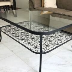 強化ガラステーブル ローテーブル 幅約116×奥行約78cm フラワー 花柄 ブラックの画像
