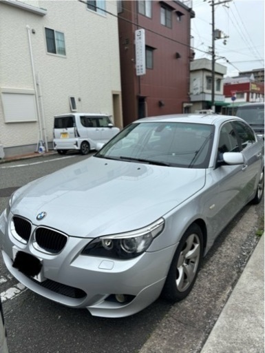 車のパーツ bmw525i