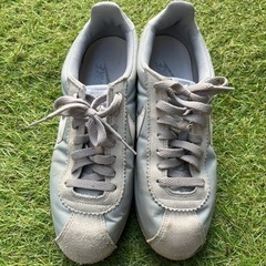 NIKEクラシックスニーカーの画像