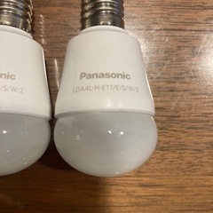 【2個セット】Panasonic LED電球色LDA4LHE17ESW2
の画像