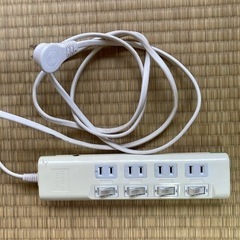 電源ケーブル4口　スイッチ付き