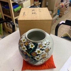 九谷焼　壺　秀峰作　花瓶 花器 インテリア 九谷 花入 置物 