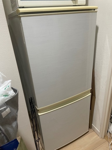 SHARP 冷蔵庫　一人暮らし