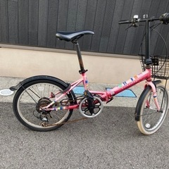 自転車 折りたたみ自転車の画像