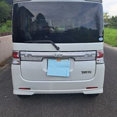 ダイハツタントカスタムの画像