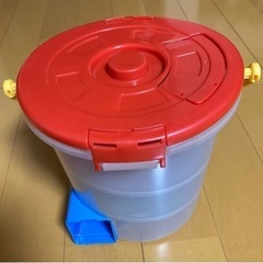 トミカ ★ でるでるバケツ　トミカ収納の画像