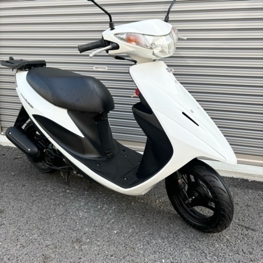 2831.安心のFIモデル　アドレスv50  白メーター　バッテリー、シート、ミラー新品　千葉県柏市　配送、自走引き取りも可能