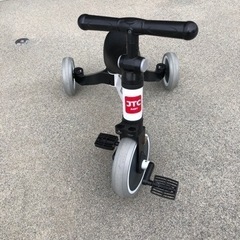 三輪車の画像