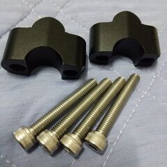 Ｖストローム250用ハンドルライザーバイク