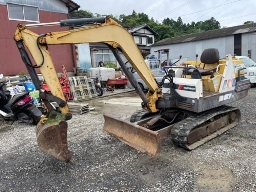 ユンボ　ヤンマーB27