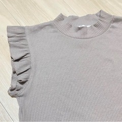 【新品】しまむら / メロウノースリーブ/Mの画像