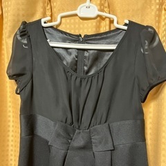 レディース　袖シースルー　リボンブラックフォーマル　158センチ、ウェスト61センチ　7号の画像