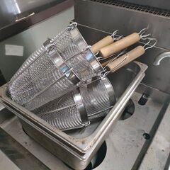 送料無料★中古ゆで麺機『コメットカトウ CMR2』動作OKの保管品 LPガス 取りに来てくれたら2,000円引き★お値段交渉大歓迎　ジモティー限定価格の画像