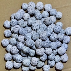 水質浄化最強ろ材 濾過材 納豆菌入りボールろ材 多孔質パワーボール バクテリア定着 におい抑え 追加okの画像