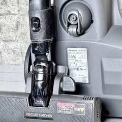 2019年製 Panasonic「プチサイクロン」サイクロン式掃除機の画像