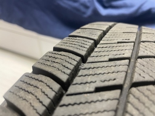 【バリ山】23年製スタッドレスタイヤ 社外アルミ4本セット ブリジストン VRX3 165/65R14 