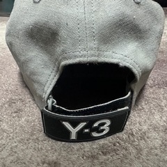 Y-3 キャップの画像