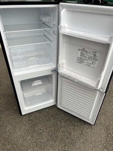 ?☘️大阪市から阪南市まで配達設置無料?冷蔵庫106Ｌ　2022年?保証有り