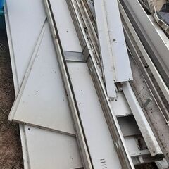 鉄くず　無料です　持って行って下さい