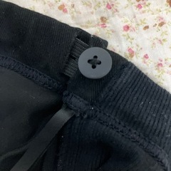 マタニティ・パンツ・黒の画像