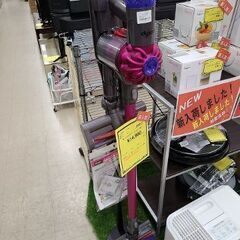 J7278　dyson　ダイソン　サイクロンコードレスクリーナー　SV07　簡易クリーニング済【リユースのサカイ柏店】